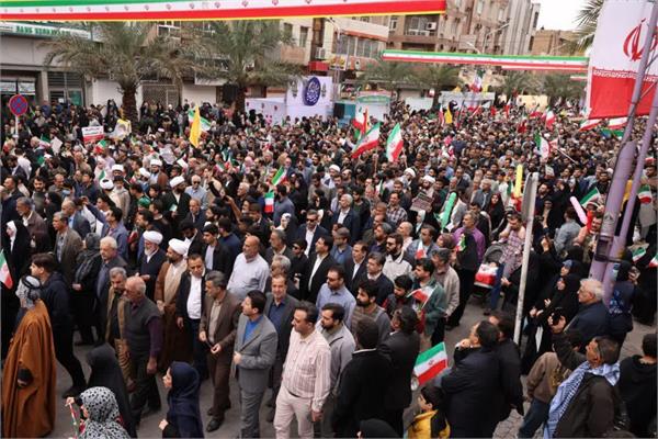 حضور دکتر افشین حاتمی سرپرست شرکت آب و فاضلاب خوزستان به همراه معاونین؛ مدیران و کارکنان شرکت در راهپیمایی یوم الله ۲۲ بهمن