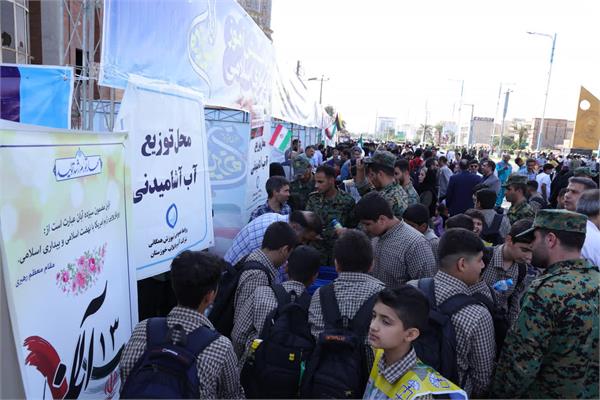 حضور کارکنان شرکت آبفا خوزستان در راهپیمایی یوم الله 13 آبان