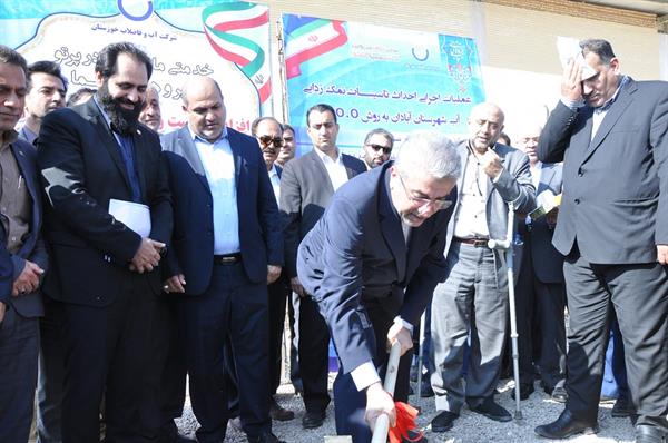 سفر وزیر نیرو به آبادان-کلنگ زنی احداث 5 آب شیرین کن در خوزستان