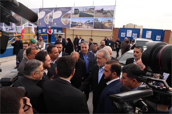 حضور رئیس جمهور محبوب دکتر پزشکیان ، وزیر نیرو و هیئت همراه در ایستگاه پمپاژ فاضلاب ملی راه