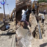 تداوم جهادی خدمات آبفا در گرمای سوزان/ اصلاح شبکه ترکیبی فاضلاب در محلات مسجدسلیمان