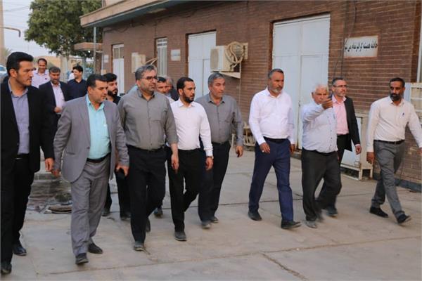 بازدید رییس کمیسیون عمران از پروژه‌های آب و فاضلاب خوزستان