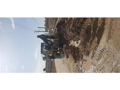 پاکسازی انشعابات غیرمجاز آب در محله مسکن مهر سوسنگرد