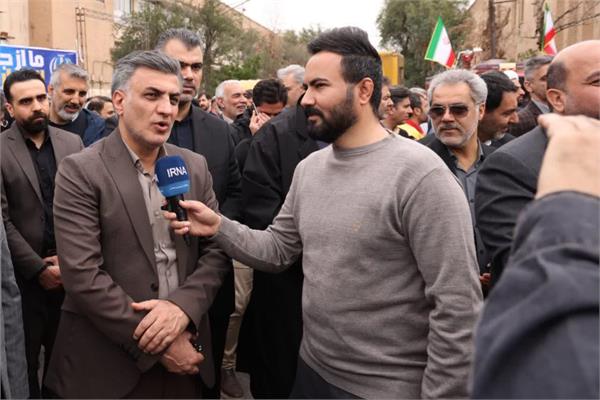 حضور دکتر افشین حاتمی سرپرست شرکت آب و فاضلاب خوزستان به همراه معاونین؛ مدیران و کارکنان شرکت در راهپیمایی یوم الله ۲۲ بهمن