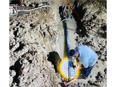 رفع شکستگی خط اصلی توزیع آب در ناحیه صنعتی بندرماهشهر