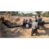 طی عملیات ۳ روزه و شبانه روزی انجام گرفت؛ بازسازی خط انتقال فاضلاب ۶۰۰ میلیمتر کوی آزادگان دزفول