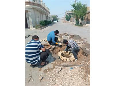 همسطح‌سازی منهول‌های فاضلاب در سوسنگرد