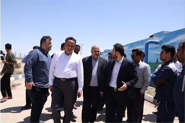 حضور جناب آقای امینی مدیر عامل شرکت آب و فاضلاب کشور در شهرستان آبادان