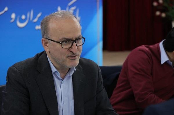 پاسخگویی مدیران و مسئولین وزارت نیرو و آبفا کشور در میز خدمت