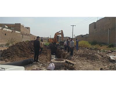 اصلاح ۳۰ متر از شبکه فاضلاب سوسنگرد و رفع انسداد مسیر