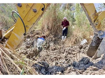 تعمیر شکستگی لوله و جمع‌آوری انشعاب غیرمجاز در روستای عفادله