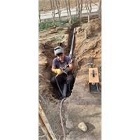 تعویض لوله‌های فرسوده و تقویت شبکه آبرسانی روستای بتوند مسجدسلیمان