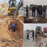 سرویس: آب با هدف پایداری شبکه انجام شد؛ تعمیر خط انتقال خیابان دانشگاه آزاد بهبهان